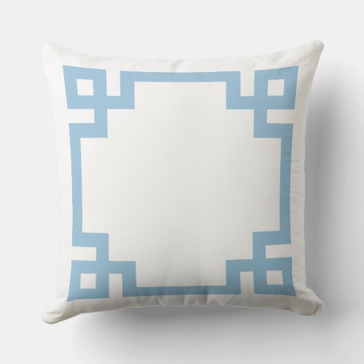 スカイブルーとホワイトギリシャ鍵縁ど アウトドアクッション (裏面)