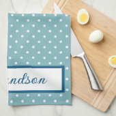 スカイブルーとホワイト水玉模様 パーソナライズされた キッチンタオル (四つ折り)