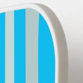 スカイブルーに灰色のストライプ灰色の緑の線 ピックルボールラケット (左詳細)