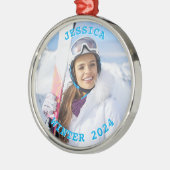 スカイブルーパーソナライズされた文字ラウンドファミリーフォト メタルオーナメント (左)