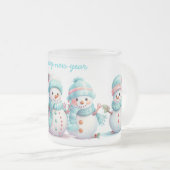 スカイブルー霜の降りた雪だるま フロストグラスマグカップ (正面右)