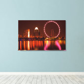 スカイラインキャンバスで夜のシンガポールのフライヤーホイール キャンバスプリント (インサイチュ (ウッドフロア))