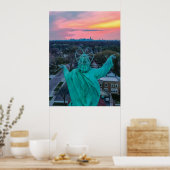 スカイライン上での上昇 ポスター (キッチン)