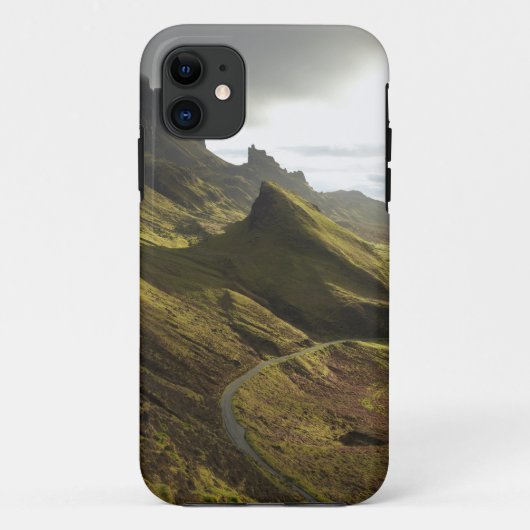 スカイ島のザ・クワイリングに向かって登る道 Case-Mate iPhoneケース (裏面)