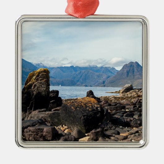 スカイ島 – スコットランド（英国） メタルオーナメント (正面)