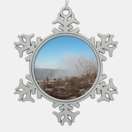 スカウトスカートクンブリアイングランドのホリデーカードポスターポー スノーフレークピューターオーナメント (正面)