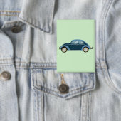 スカックールフ付きのブルーレトロ車 缶バッジ (インサイチュ)