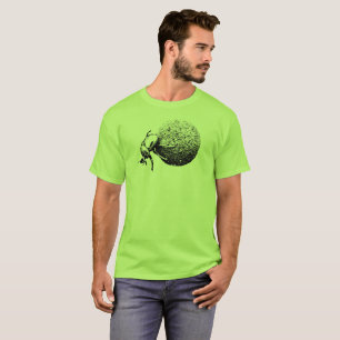 スカラベの圧延の肥料の球 のアフリカの野性生物 Tシャツ
