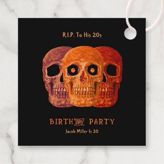 スカルおもしろいオレンジ色ゴシック誕生日RIP To His 20 フェイバータグ (裏面)