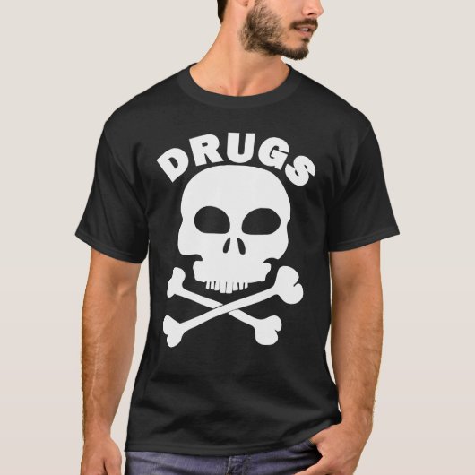 スカルとボーンズ薬スケートパンク Tシャツ (正面)