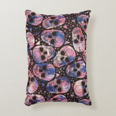 スカルとポリゴンオーナメント。ハロウィン.シームレス アクセントクッション (正面(垂直))