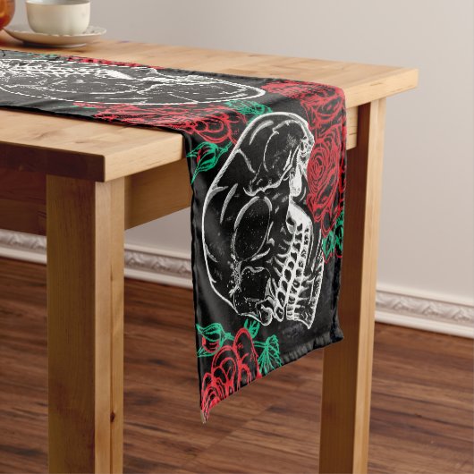 スカルとレッドローズ |ゴシッモダンクグラムグランジ ショートテーブルランナー (インサイチュ)
