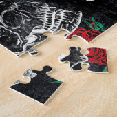 スカルとレッドローズ |ゴシッモダンクグラムグランジ ジグソーパズル (側面)