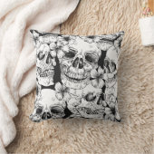 スカルと花 クッション (ブランケット)