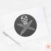スカルとHarpbonesステッカー ラウンドシール (封筒)