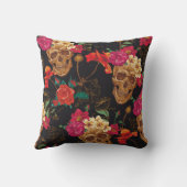 スカルの花:シームレスな暗い背景。 クッション (裏面)