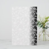 スカルの骨が交差した図形のゴシックの石の海賊 便箋 (スタンド正面)