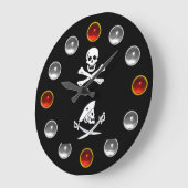 スカルの骨と剣の海賊旗 ラージ壁時計 (傾斜)