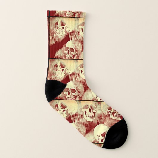 スカルは不気味な靴下をザクザクと裏返す ソックス (左内側)