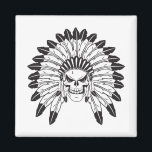 スカルインディアン長 マグネット<br><div class="desc">先住民アメリカインディアンの羽毛の生えたスカルのチーフ・アドレス。</div>