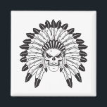 スカルインディアン長 マグネット<br><div class="desc">先住民アメリカインディアンの羽毛の生えたスカルのチーフ・アドレス。</div>