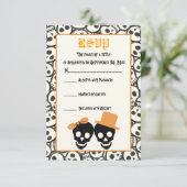 スカルエレガントハロウィーンのオレンジ色の結婚式RSVPカード 出欠カード (スタンド正面)