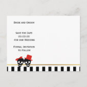 スカルカップルハロウィーン赤い結婚式の日付を保存 案内ポストカード (裏面)