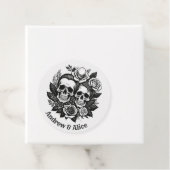 スカルカップル名前をカスタムするTシャツ フェイバータグ (インサイチュ)