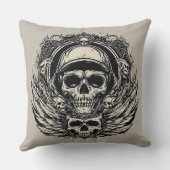 スカルデザイン（翼と記号） クッション (裏面)