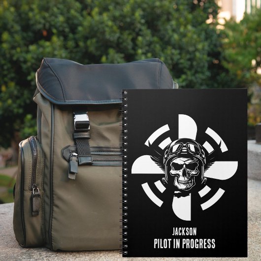 スカルパイロット&飛行機プロペラ、ミニマリスト、ブラック ノートブック