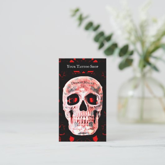 スカルポップ・アートのアートゴシックブラックレッドモダンタトゥー店 名刺 (スタンド正面)