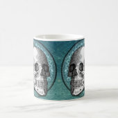 スカル及び渦巻のティール（緑がかった色）のコーヒー・マグ コーヒーマグカップ (中央)