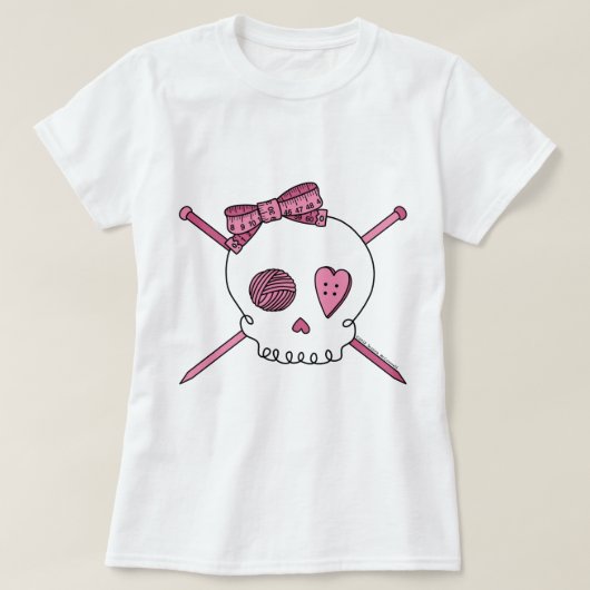 スカル及び編み物針(ピンク) Tシャツ (デザイン正面)