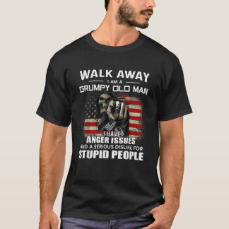 スカル遠くに歩いて私は怒っている不機嫌な老人である Tシャツ