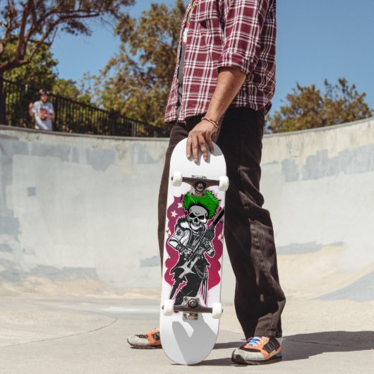 スカル顔の緑の髪の兵士 スケートボード (室外2)