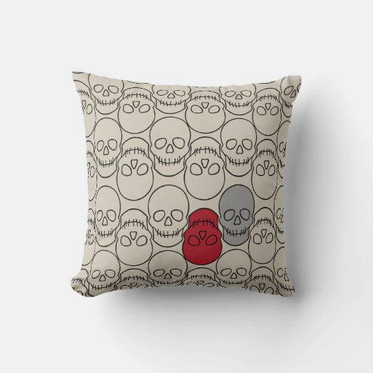 スカル – ボーンホワイトとこうもりブラック クッション (正面)