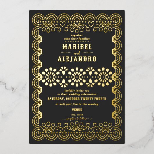 スカロップドメキシコパペルピカドフローラブラック結婚ズ 箔招待状 (正面)