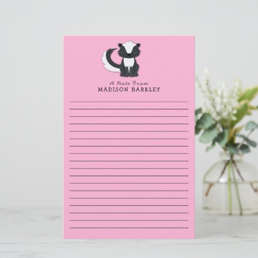 スカンキッドのかわいいウッドランド動物 便箋 (スタンド正面)