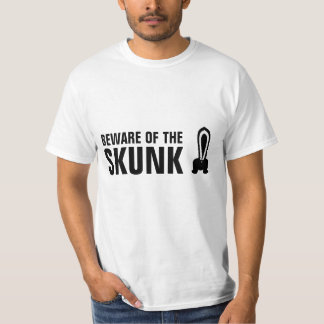スカンクに気をつけろ！T-シャツ Tシャツ