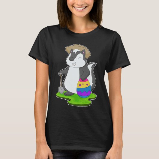 スカンクのイースター・ファーマー Tシャツ (正面)