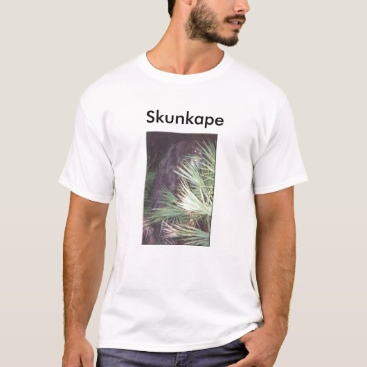 スカンクのサル、Skunkape Tシャツ (正面)
