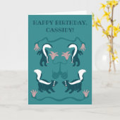 スカンクアンドフラワーズダークティール（緑がかった色）グリーン誕生日 カード (黄色い花)