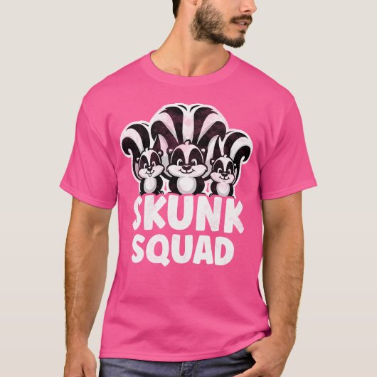 スカンクスクワッド動物ユーモア Tシャツ (正面)