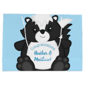 スカンクベビーシャワーブルー ラージペーパーバッグ (裏面)