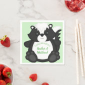 スカンク赤ちゃんシャワーグリーン スタンダードカクテルナプキン (インサイチュ)