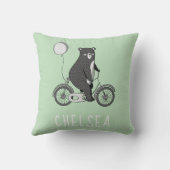 スカンジナビアのクマがバイクミニマリストグリーン クッション (裏面)