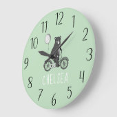 スカンジナビアのクマがバイクミニマリストグリーン ラージ壁時計 (傾斜)