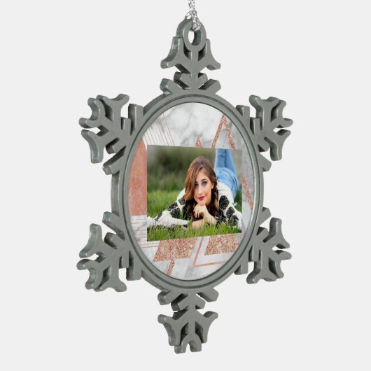 スカンジナビアのシックなバラ金ゴールド幾何学白大理石 スノーフレークピューターオーナメント (左)