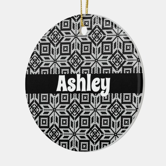 スカンジナビアのセルブローズクリスマスパターン セラミックオーナメント (左)