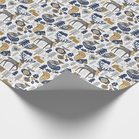 スカンジナビアの森林の動物の雪の結晶クリスマス ラッピングペーパー (角)